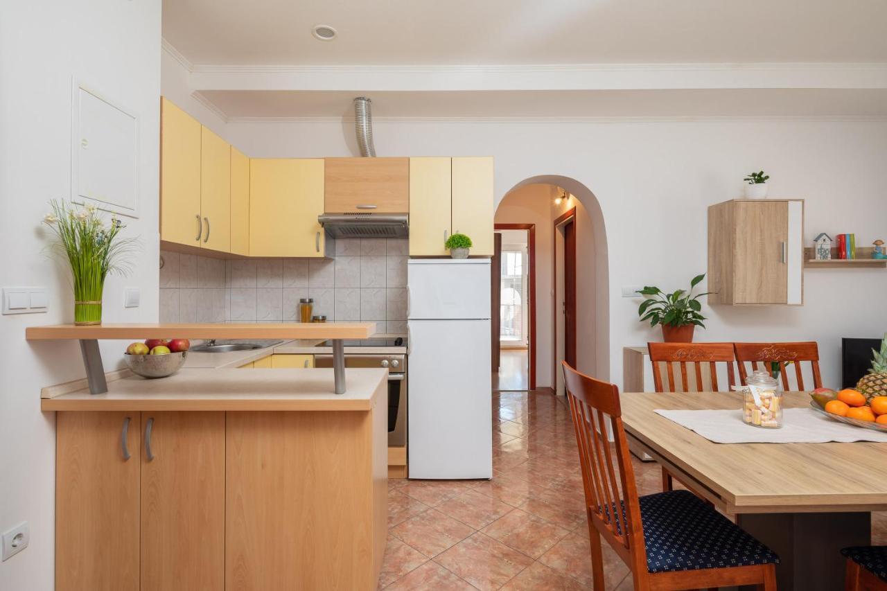 Blue Bliss Apartments Stanici エクステリア 写真